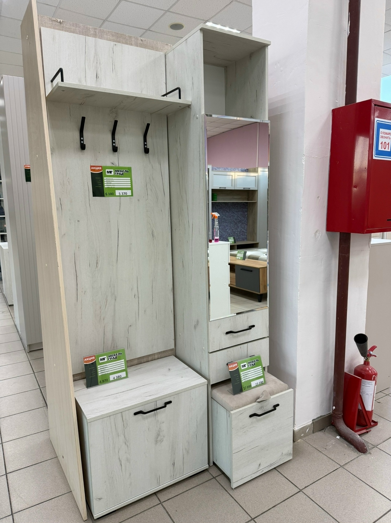 Прихожая Италия Дуб крафт белый